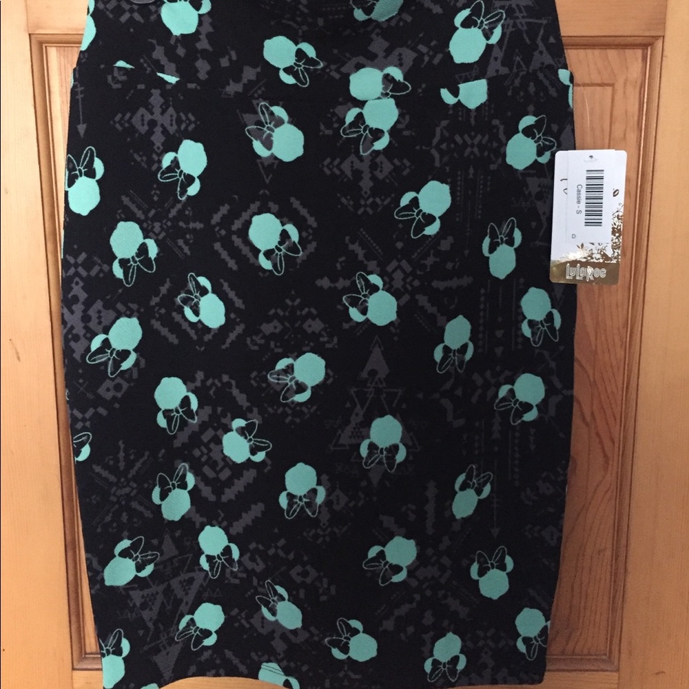 NWT Disney LLR Cassie skirt